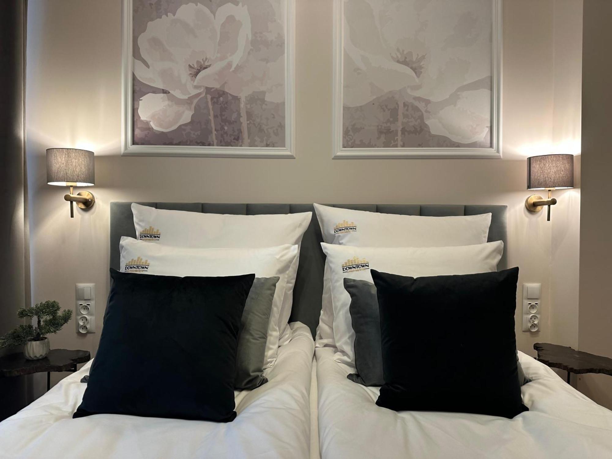 Old Town Charm & Chic By Downtown